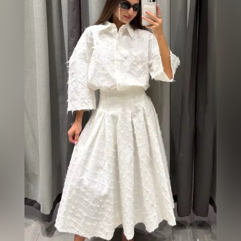 NEW $150 Allie White Textured Full Skirt and Blouse Set